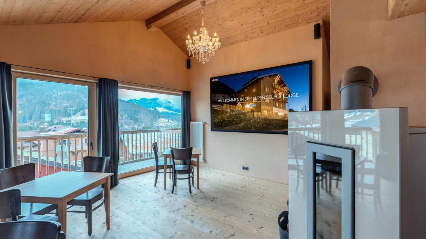 Alpen Select Lodge Kleinwalsertal รีซแลร์น ภายนอก รูปภาพ