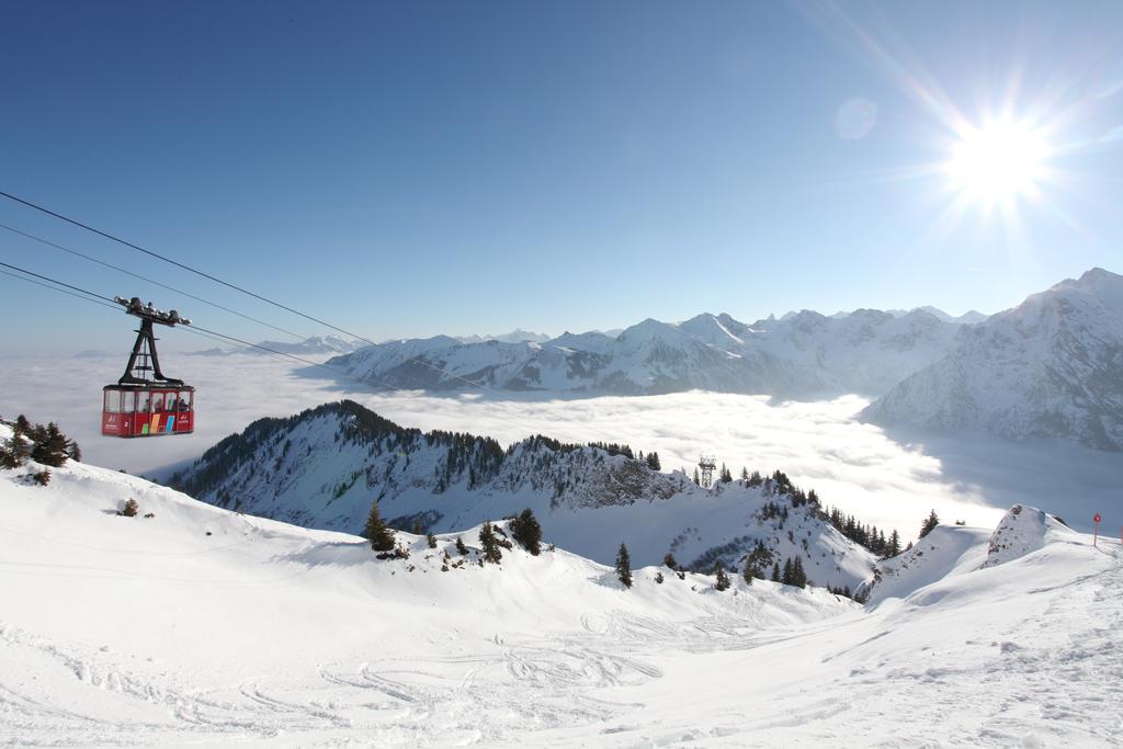 Alpen Select Lodge Kleinwalsertal รีซแลร์น ภายนอก รูปภาพ