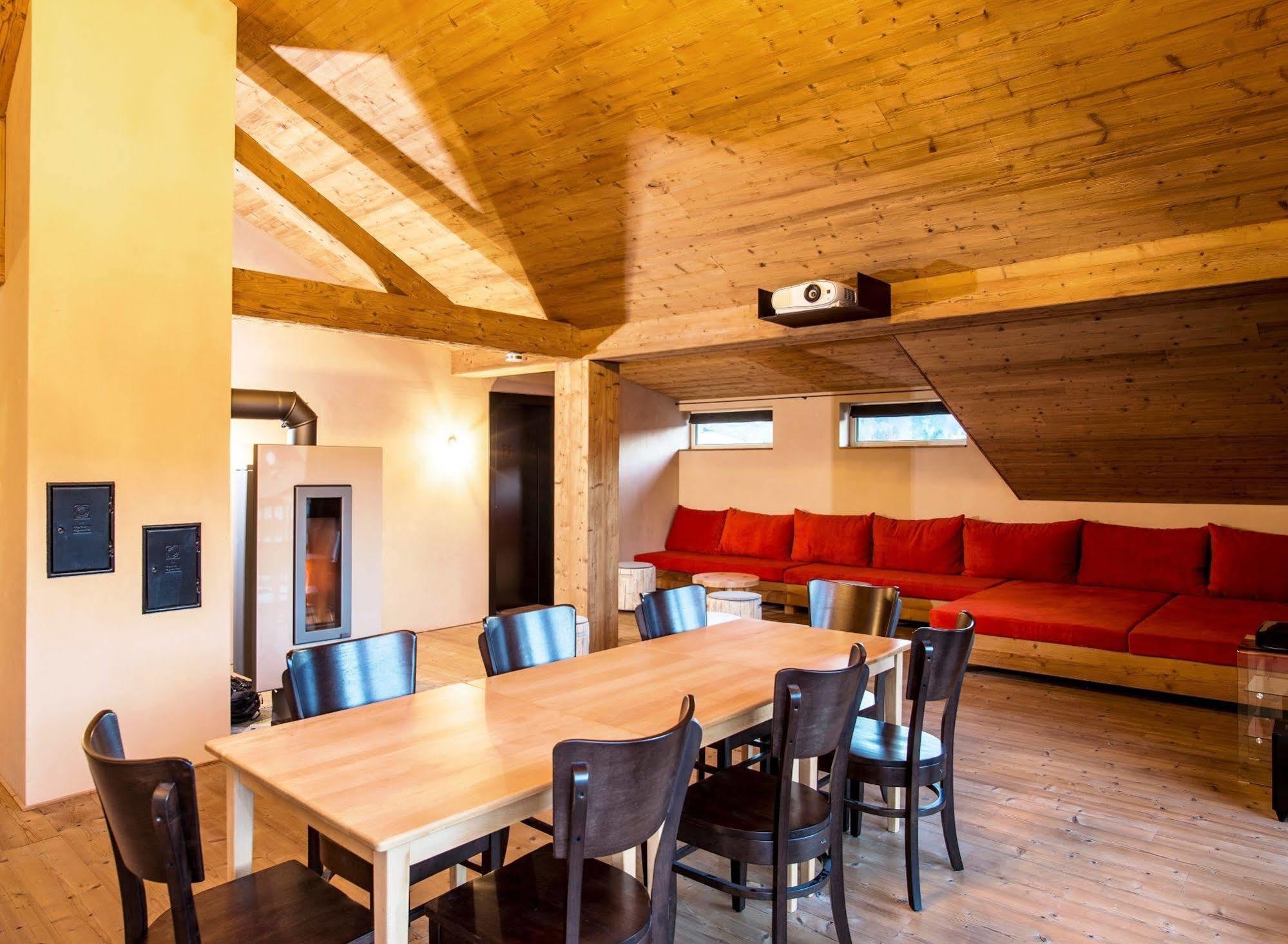 Alpen Select Lodge Kleinwalsertal รีซแลร์น ภายนอก รูปภาพ